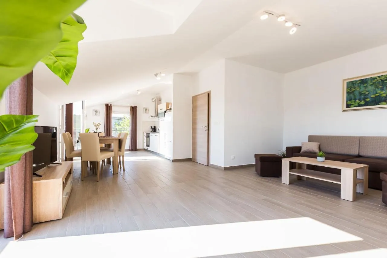 Apartment Marko Krusevo  Croatia