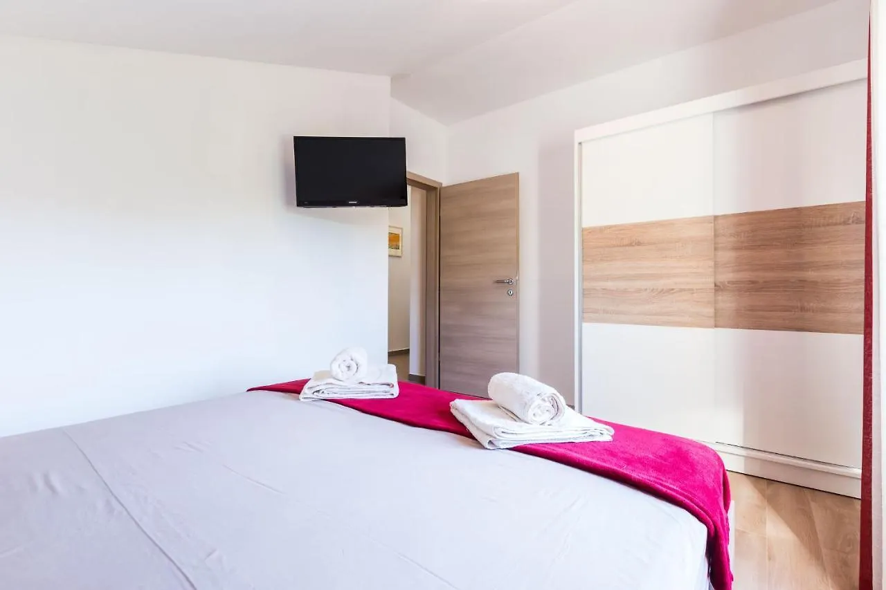 Apartment Marko Krusevo  0*, Krusevo (Zadar) Croatia