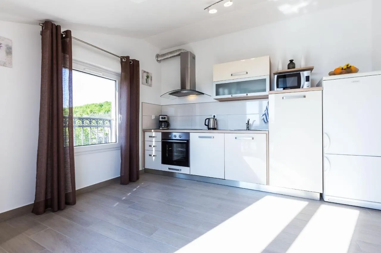 Apartment Marko Krusevo  Krusevo (Zadar)